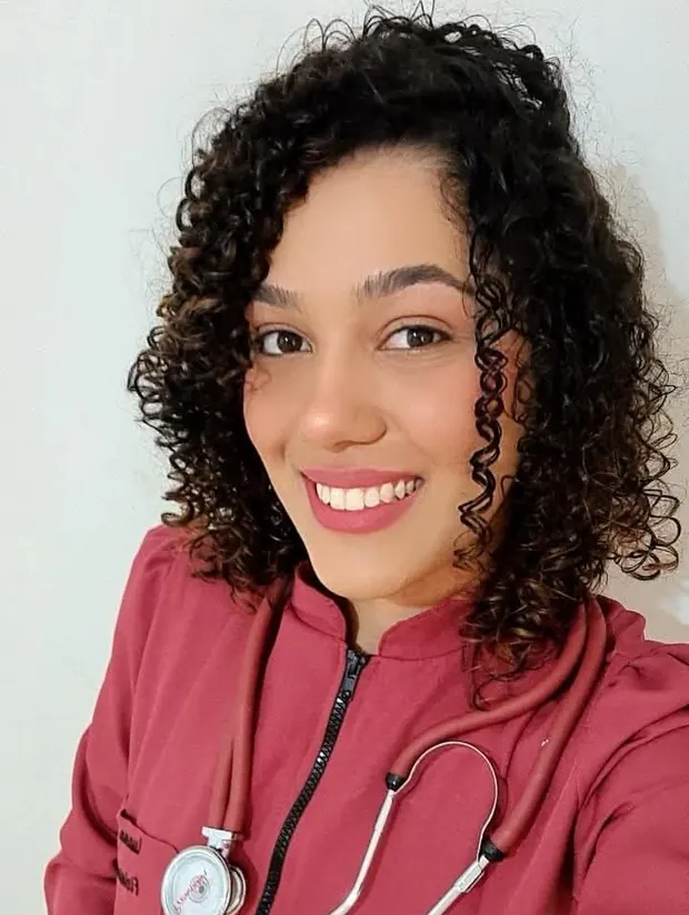 Retrato da Dra. Luana Lima, fisioterapeuta da Core